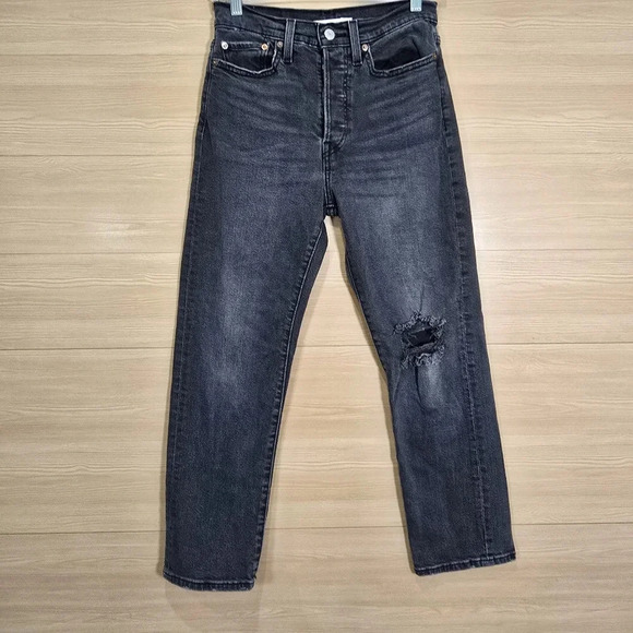 Levi's Women's Wedgie Straight Jeans Size‎ 27 Washed Black Button Fly - Picture 1 of 9